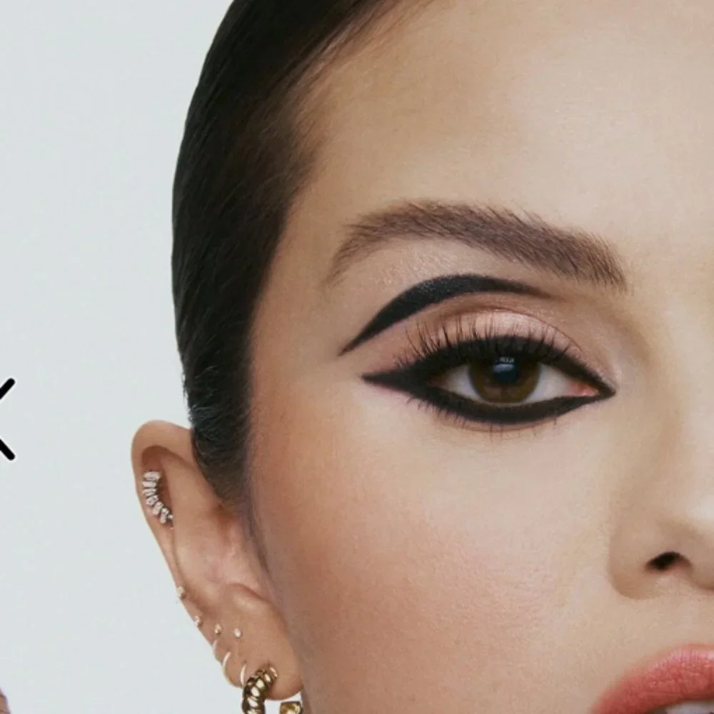 NEW Rare Beauty Strokes Longwear and Waterproof Gel Eyeliner in True Black